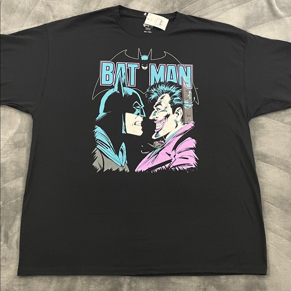 DC Batman Black Crew Neck Tee - Picture 2 of 5